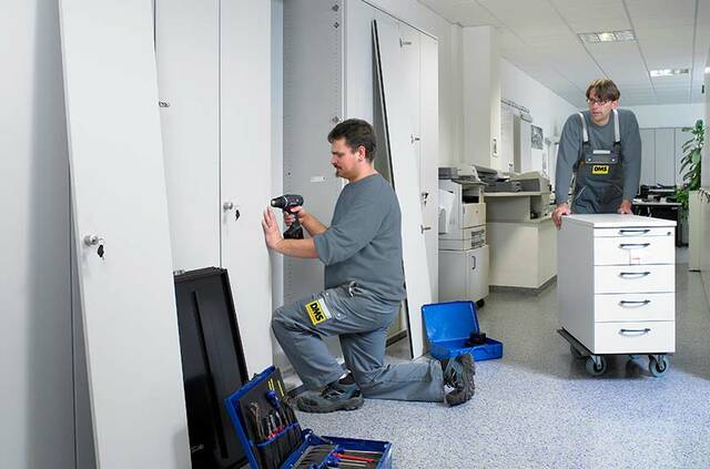 Montage Regale bei Umzug